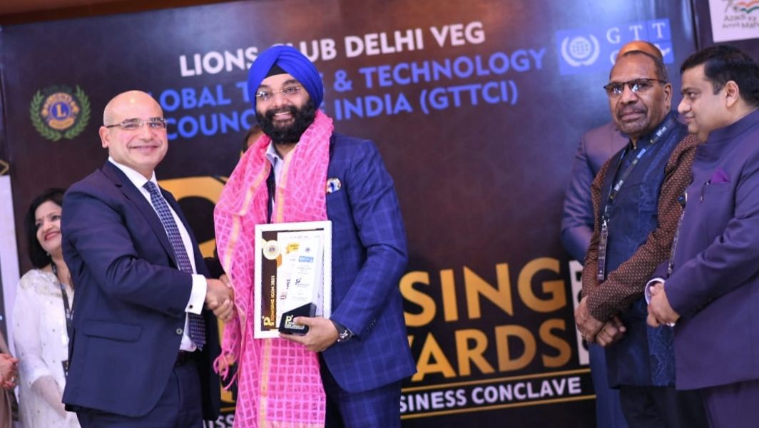 Global Gadgets bags Promising Icon Award.