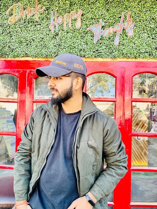 Ayush Fabwani, The youngest and leading digital entrepreneur from Madhya Pradesh, India