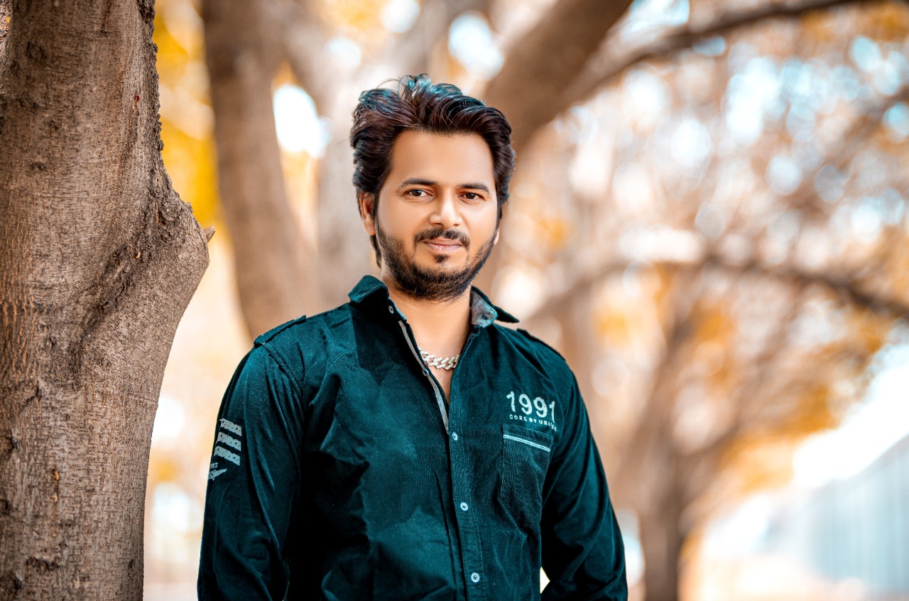 Meet the visionary and ingenious YouTuber, Influencer & Musician- Sachin Pandit