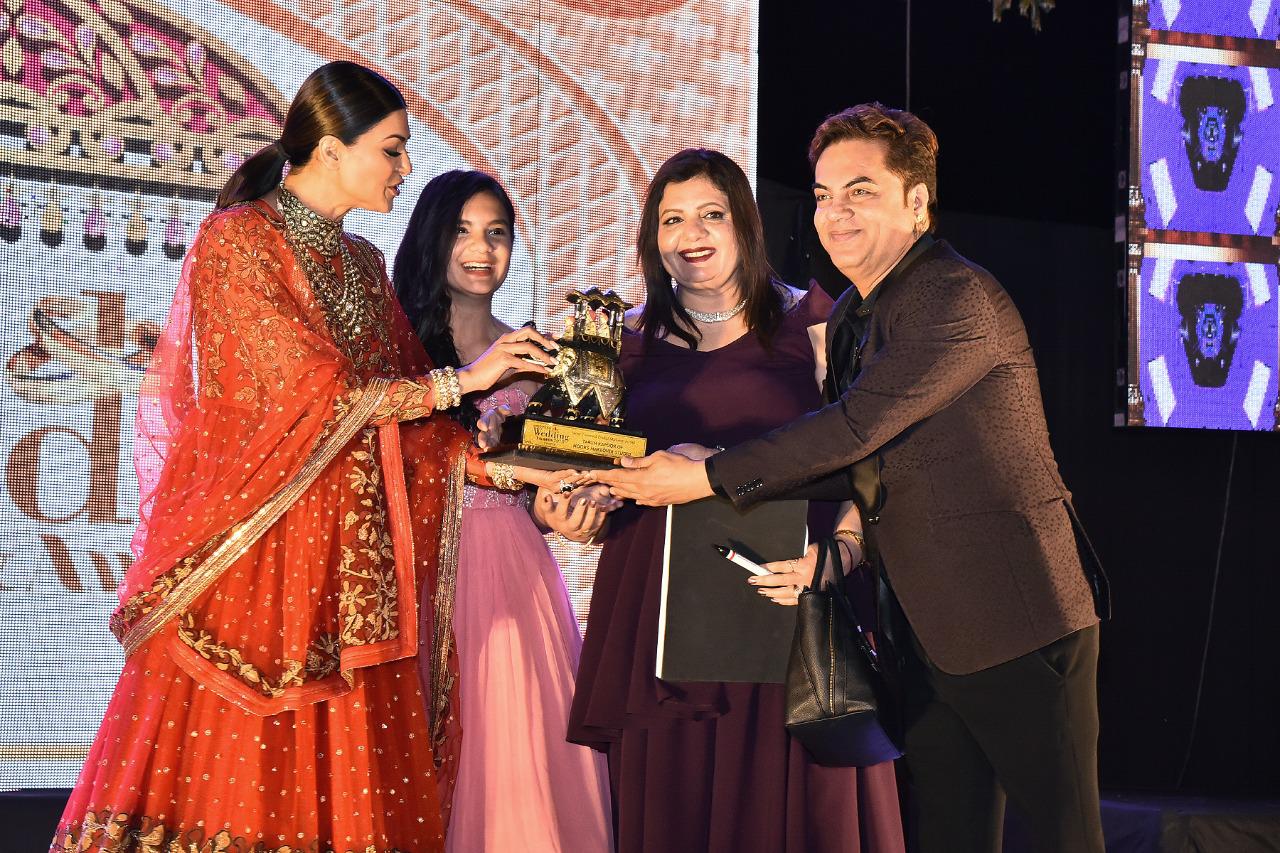 Tarun Kapoor is an exceptionally popular makeup artist