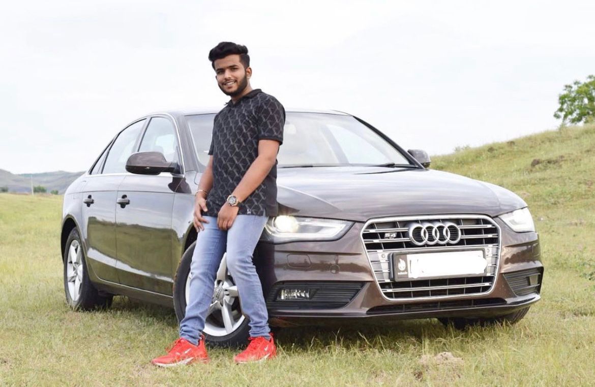 India gets new youngest entrepreneur of the year 2022, Akash Nale founder of omart.in