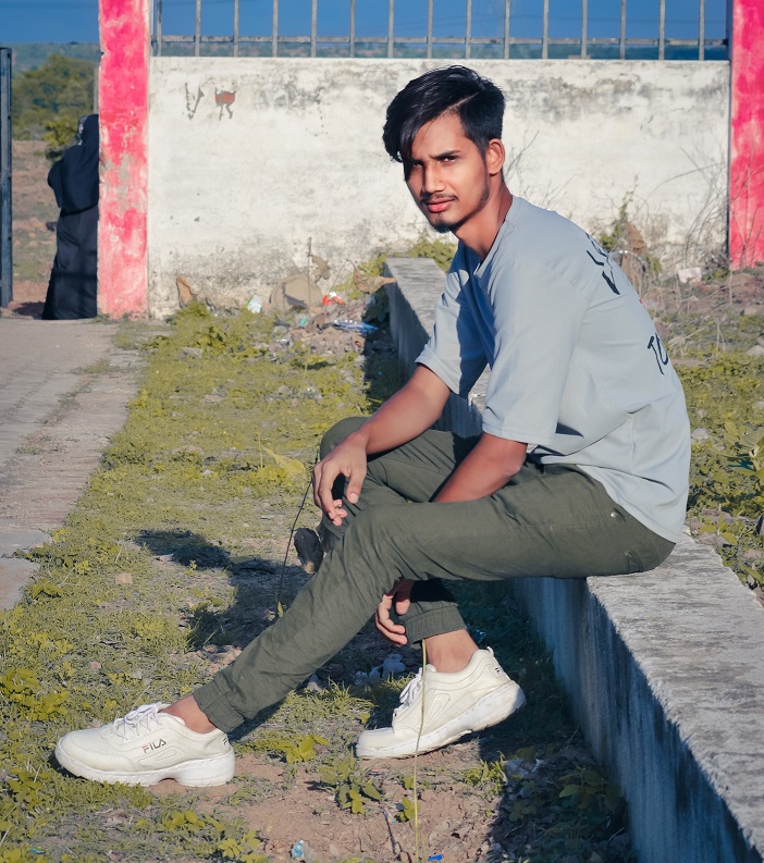 Ashraf Gaddi is the leading content creator from Mirzapur - Know about his rise and success