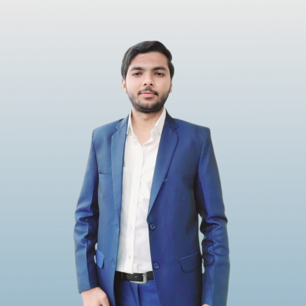Nikhil Gill – Inspiring Journey of 25 years old entrepreneur and the man behind Shalom India Travels