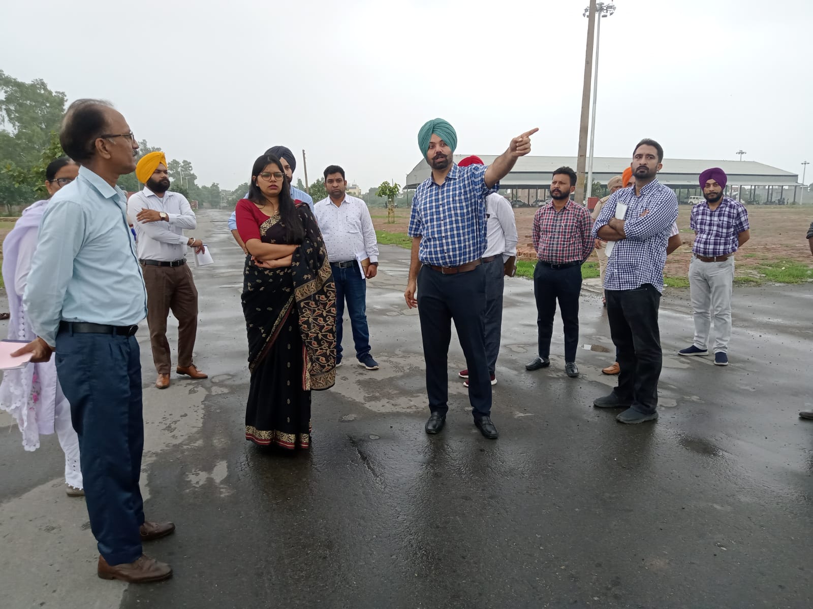 ਡਿਪਟੀ ਕਮਿਸ਼ਨਰ ਵੱਲੋਂ ਬਾਬਾ ਫ਼ਰੀਦ ਆਗਮਨ ਪੁਰਬ ਅਤੇ ਕਰਾਫਟ ਮੇਲੇ ਦੀਆਂ ਤਿਆਰੀਆਂ ਦਾ ਜਾਇਜ਼ਾ