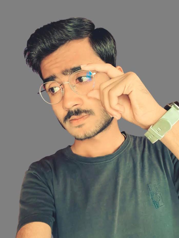 Omkar Vishwakarma is rising musical artist & tech YouTuber