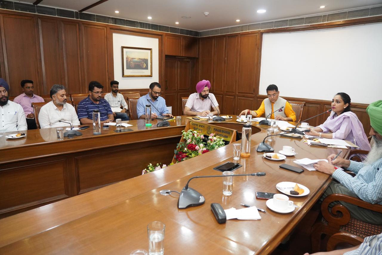 Build Strong Relations with Media, Aman Arora Asks PR Officials