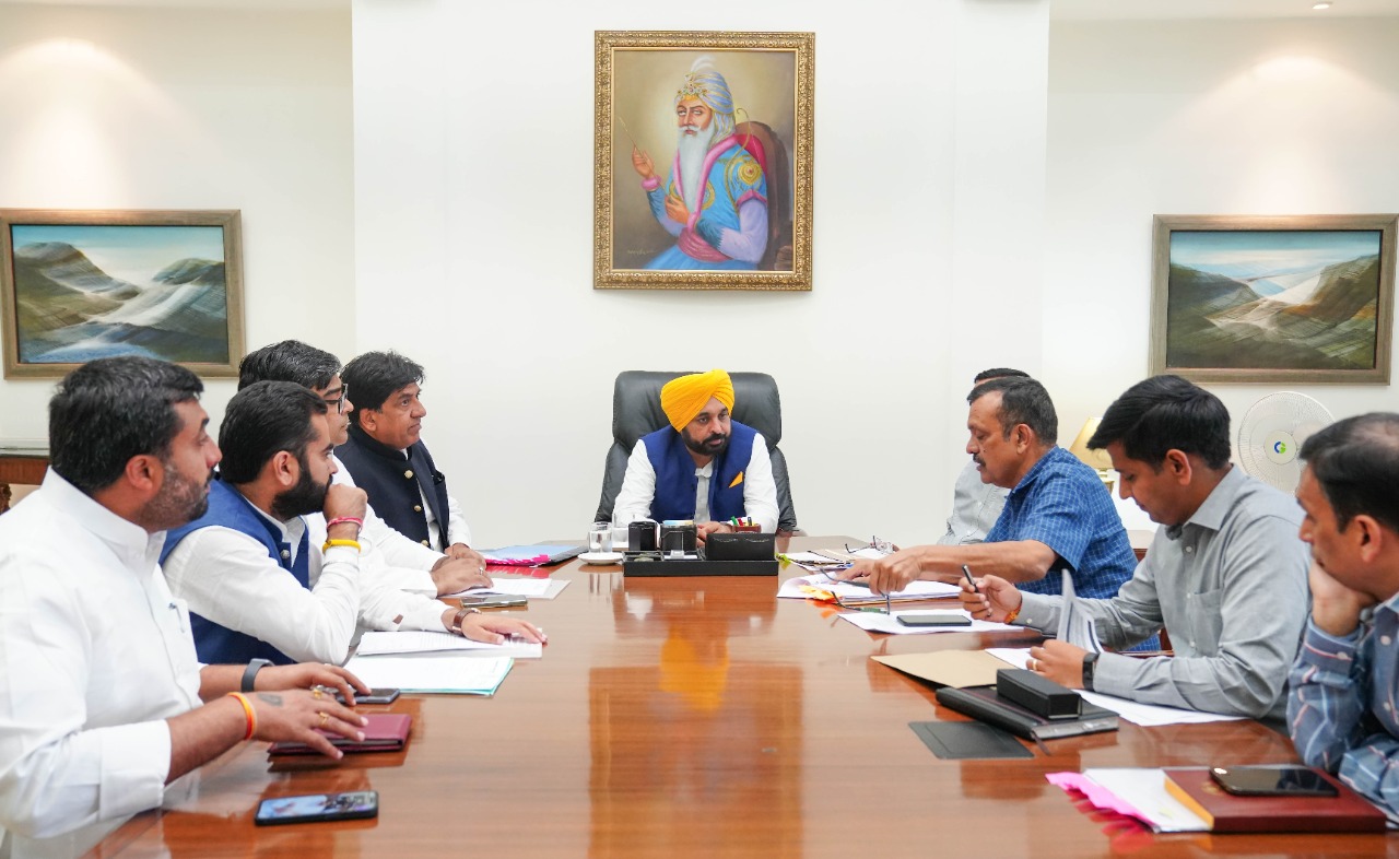 CM Orders Immediate Disbursement of Rs 32 Crore Compensation To Flood Victims of Fazilka Pending Since 2020