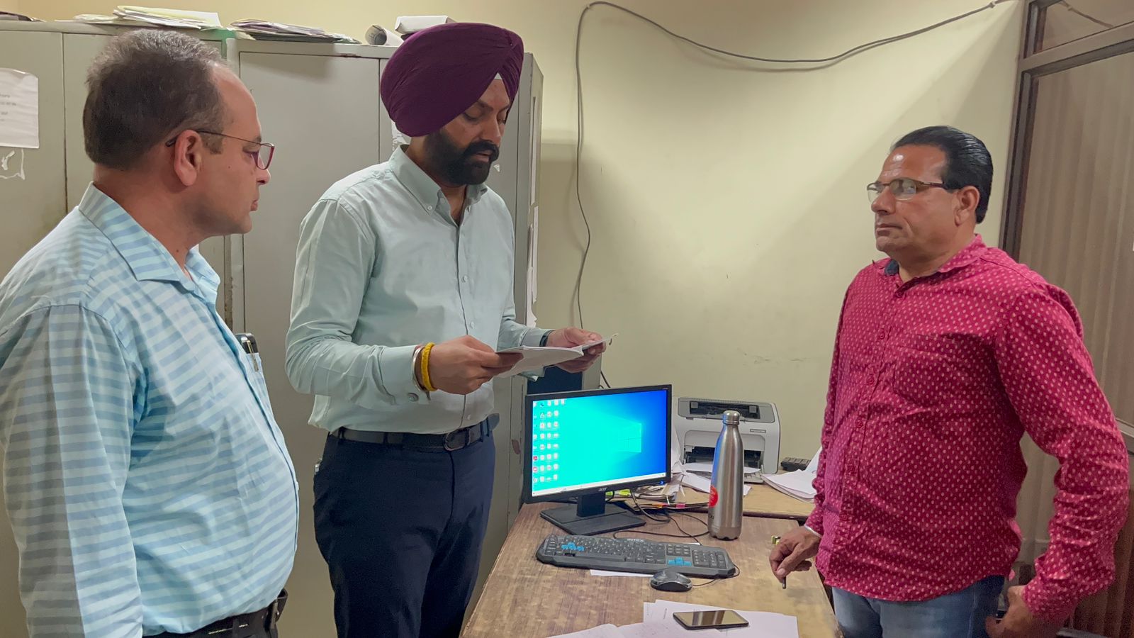 Transport Minister Conducts Surprise Check of RTA Office SAS Nagar