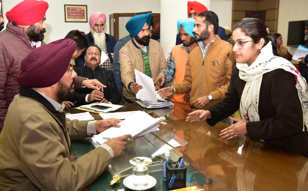 <strong>Rural Development Minister exhorted people to be active partner in holistic development of State</strong>