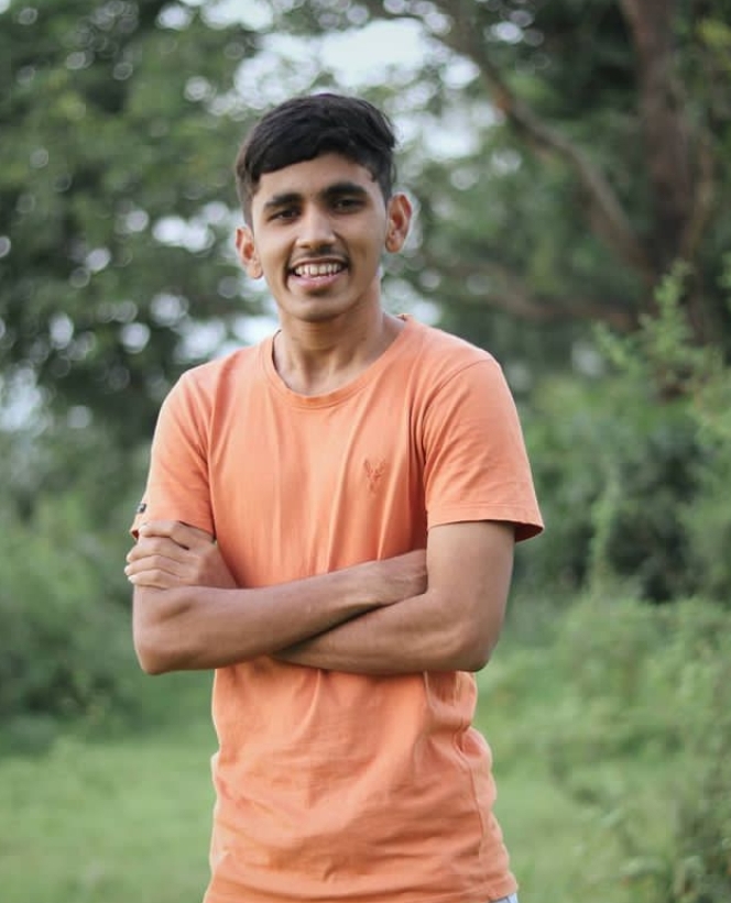 Vaishnav Patil : What is an SMMA business model and how you can make money online?