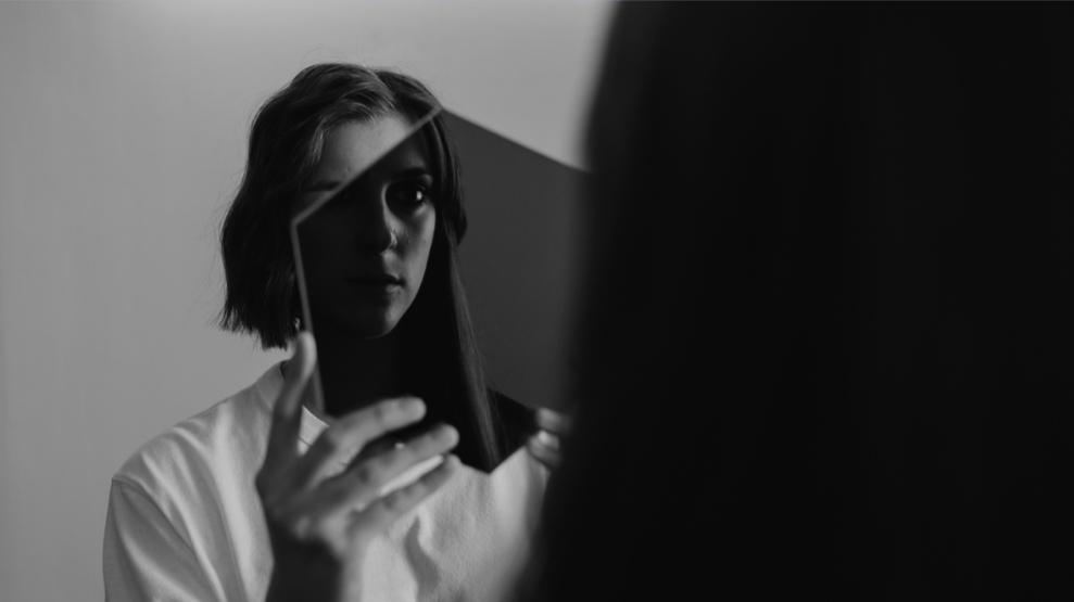 Unwinding the Web: Zoechea is Untangling Anxiety and Stress
