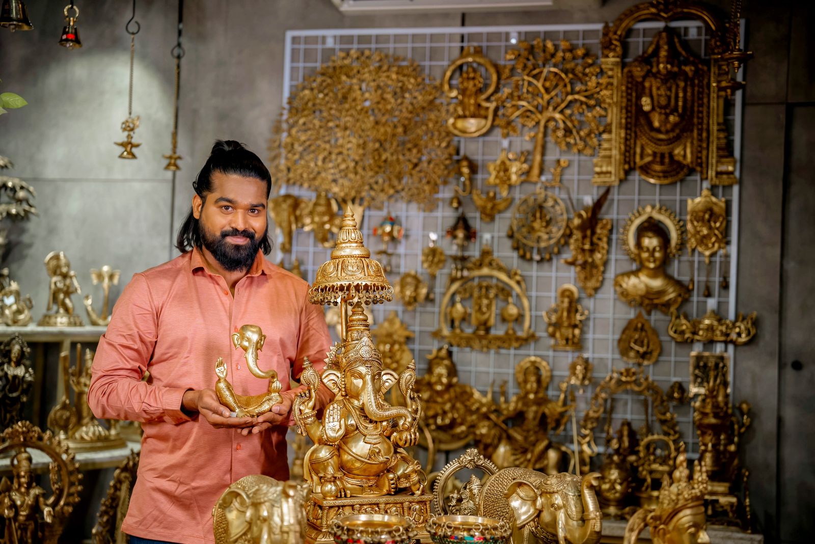 Magizh Handicrafts: A Beacon of Traditional Elegance and Spiritual Well-being