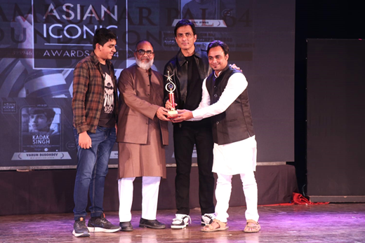 The Story of Hamza &amp; Azimur Rahman at Dilli Darbar Dhaba!