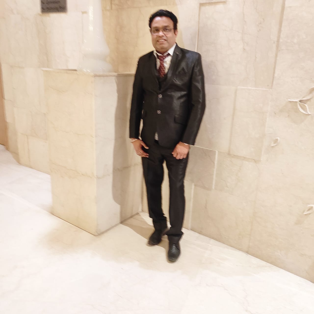 Dr.Rakesh K Vachaspati. Psychologist, Medical Astrologer, Vastu Expert.Therapist & Life Coach"