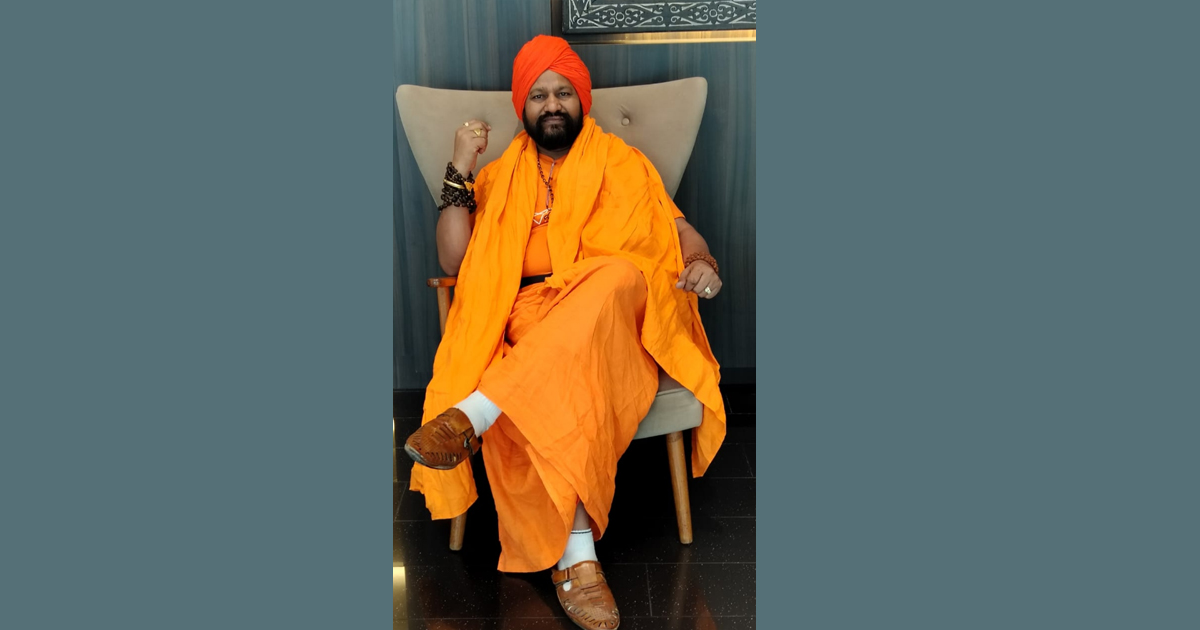 Grand Welcome of Mahamandaleshwar Swami Shyam Chaitanyapuri Ji in Malaysia