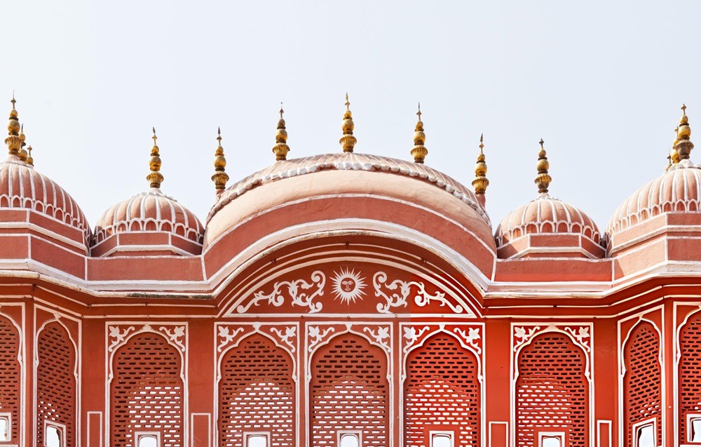 From Royal Forts to Urban Wonders: An Enchanting Road Trip to Gurgaon