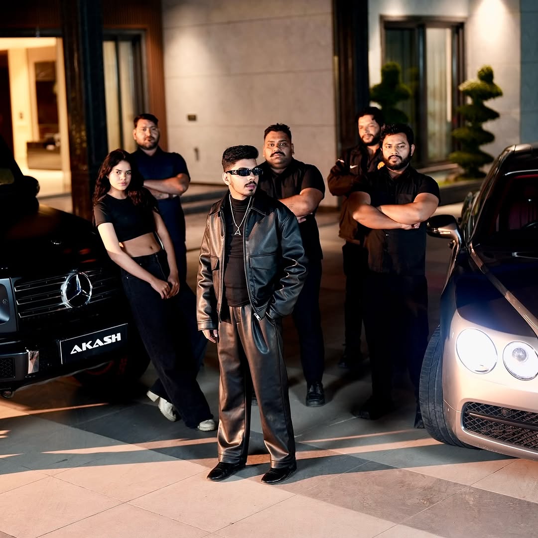 Akash Singh: A Dynamic Entrepreneur Who Rose from a Small Village to Success