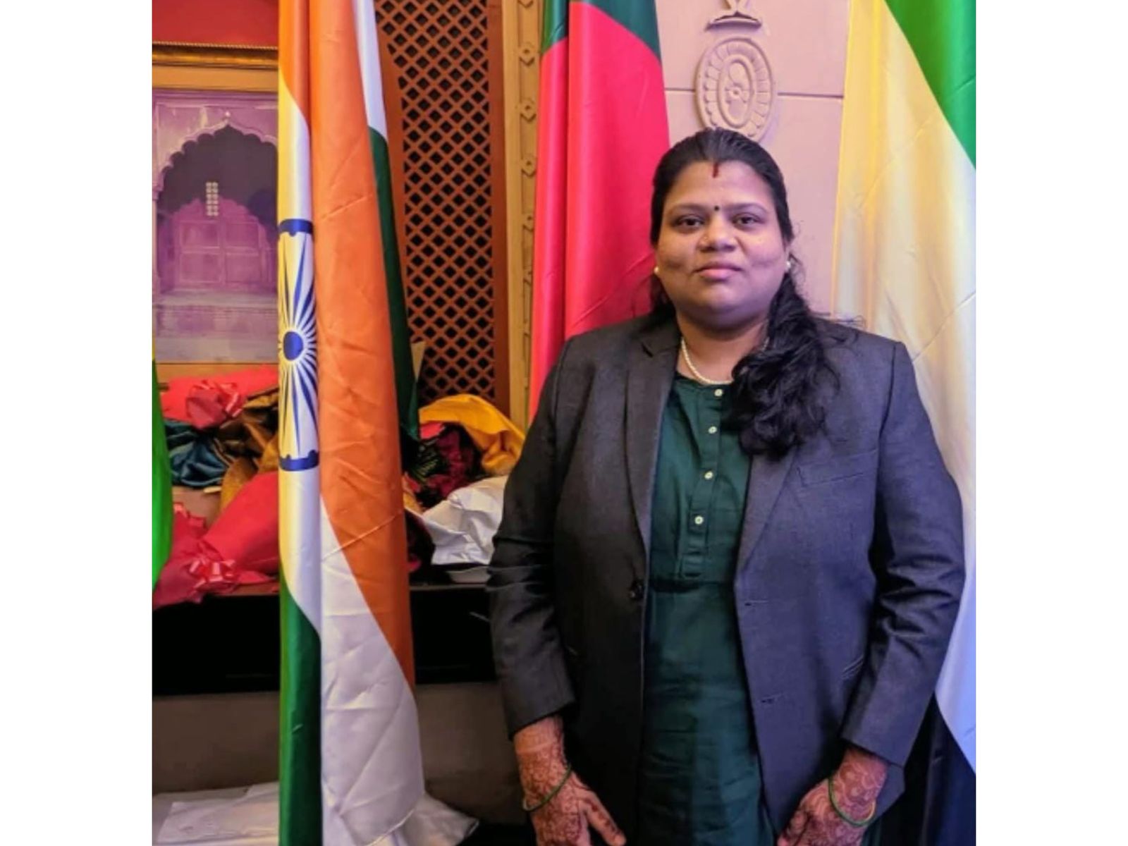 Dr. Santhi Saravanan: Leading Voice in Indian Journalism and Cultural Commentary Through Findrops