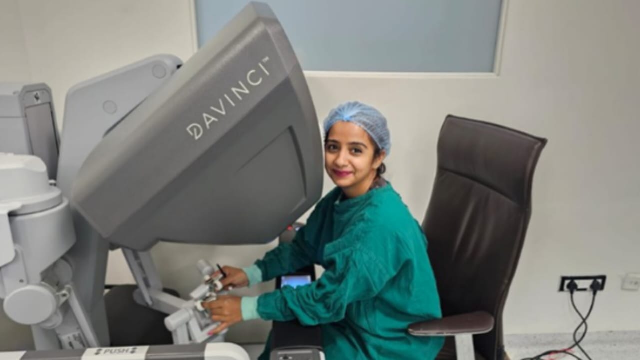 Breaking the Silence AroundMenopause: Dr. Sonamm Tiwari Leads a Holistic Health Revolution in Mumbai