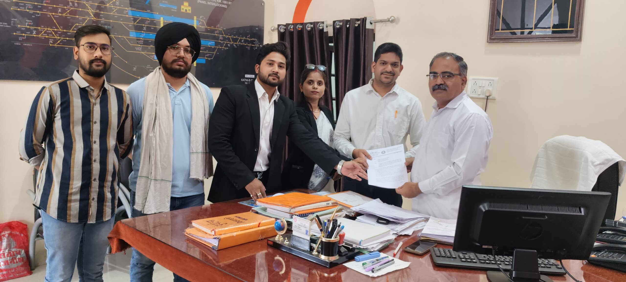 Advocates Raise Concern Over Illegal Activities at Katni Railway Stations