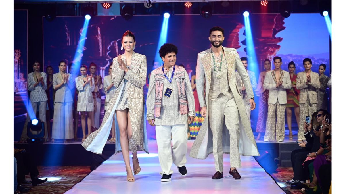 Bhopal's Mumtaz Khan Showcases Eco-Chic at Rotary District 3141's ONE Million Dollar Fundraising Fashion Show: A Celebration of Sustainable Style and Service in Mumbai