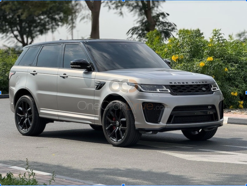 Discover the Ultimate Driving Experience in Dubai with Luxury SUVs and Scenic Routes