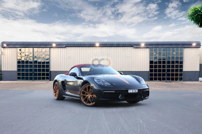 Explore Abu Dhabi in Style with Luxury and Long-Term Car Rentals Options