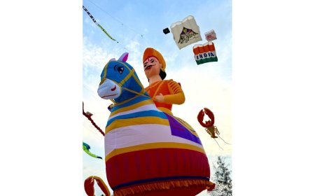 Tamil Nadu Team Skyters Wins Creative Kite Champion Award at Kuantan International Kite Festival 4.0