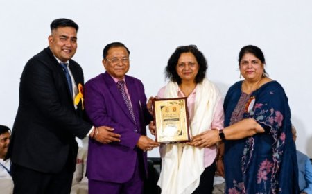 Adv. Dheeraj Raghav Highlights Alumni Spirit at MMH College’s Historic 75th Anniversary Meet