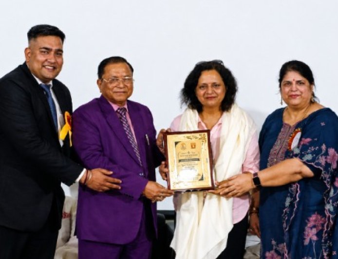 Adv. Dheeraj Raghav Highlights Alumni Spirit at MMH College’s Historic 75th Anniversary Meet