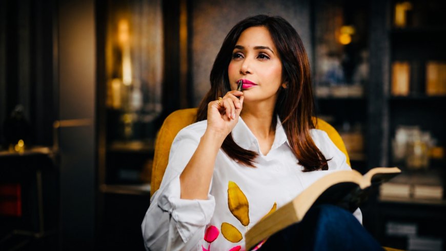 Preeti Mallapurkar’s Debut Novel Love At Last Swipe Creates Buzz Among Readers