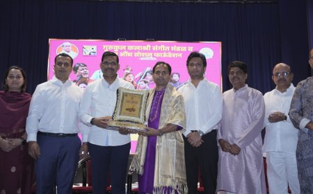 Santoor Maestro Dr. Bipul Kumar Ray Honoured with the Bharat Ratna Pandit Bhimsen Joshi Award