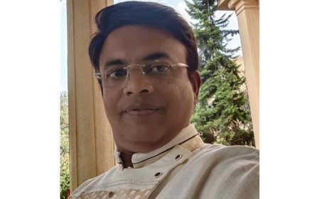 Shri Shekhar Khomne Turns Six Passions into a Treasure Trove for Learners