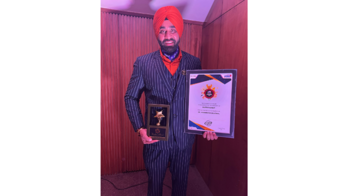 Radio City FM felicitated the International Bodybuilder Dr. Harminder  Dulowal with Punjab Icon Award