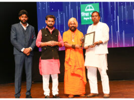 Mahamandaleshwar Swami Shyam Chetan Puri, National Icon Award 2024,